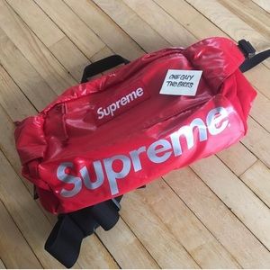 SUPREME FW17 WAISTBAG